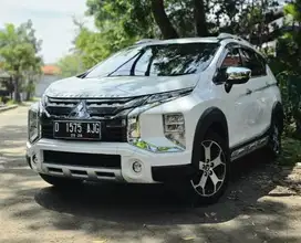 New XPANDER CROSS 1.5 AT 2021 KM 61rb RECORD MITSUBISHI BANDUNG
