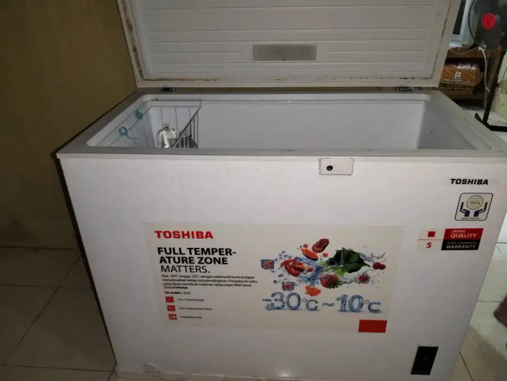 Freezer Toshiba 293 liter