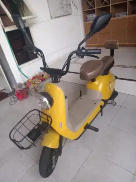 Sepeda listrik u-winfly