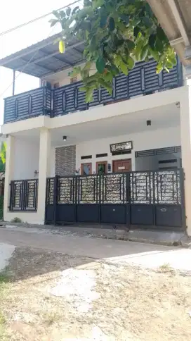 White House rumah minimalis 2 lantai shm include barang