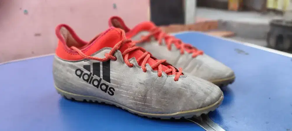 Sepatu minisoccer futsal Adidas X 16.3 TF Turf