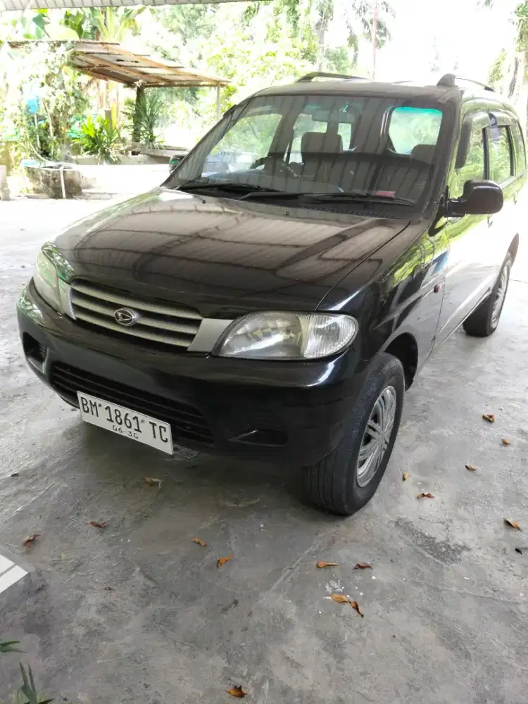 Di jual cepat mobil taruna 2003