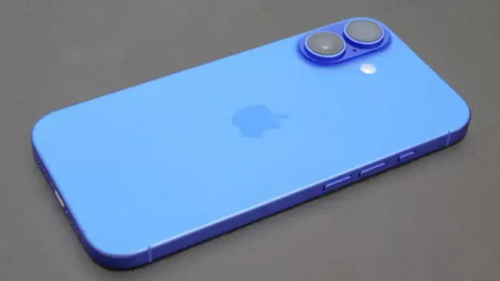 Iphone 16 128gb ibox blue colour