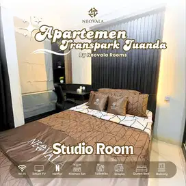 Staycation di Apartemen Transpark Juanda By Neovala
