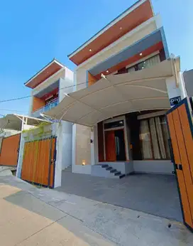 RUMAH BARU 3 LANTAI MERUYA UTARA Jakarta Barat