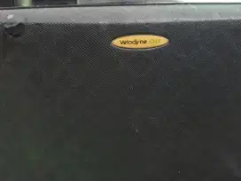 Subwoofer aktif