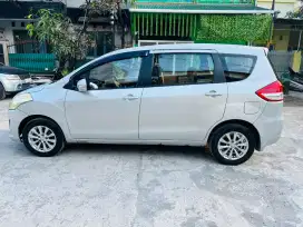 Suzuki Ertiga GL manual 2012