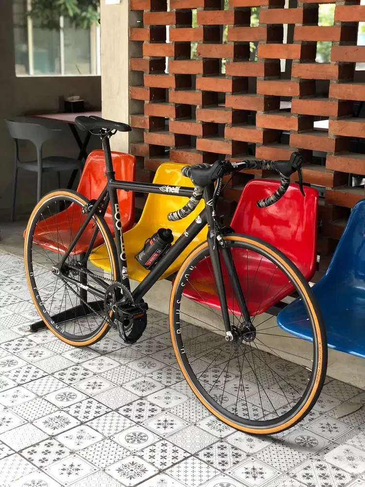 Sepeda Fixie Fixed Gear Cinelli Bootleg Roadbike