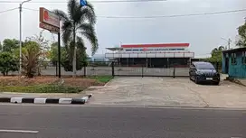 dijual Gedung Komersil dekat Bandara.