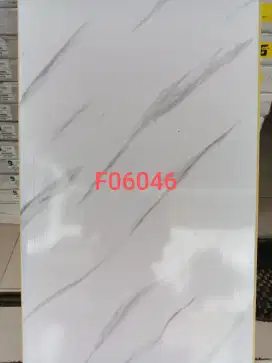 Welbord premium terpasang untuk dinding