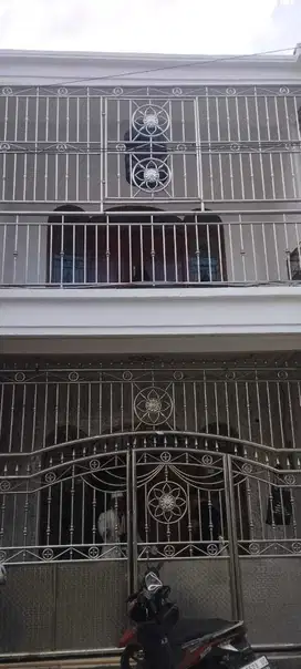 Rumah 2 lantai full bangunan dijual murah di jln. Ikan kerapu PERAK