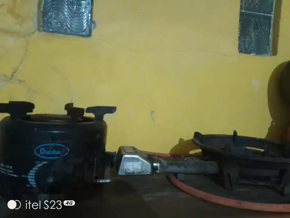 Dijual kompor gas bekas pakai pribadi
