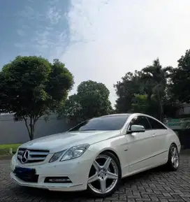 WTS Mercedez Benz E coupe/ Mercy E class - Mint Condition