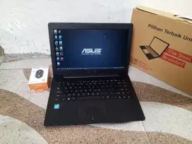 Di Jual Cepat Laptop Asus slim, ram 8, normal
