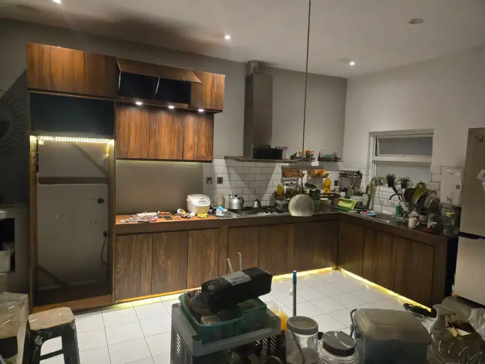 Kitchenset jati tua finishing rustic 3D