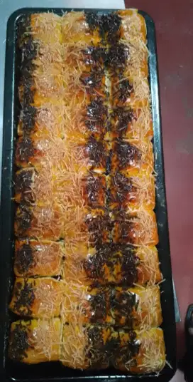 Terima Pesanan Pisang Bolen