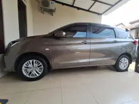 Suzuki Ertiga GL (M/T)