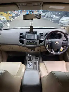 Toyota Fortuner 2012 Bensin