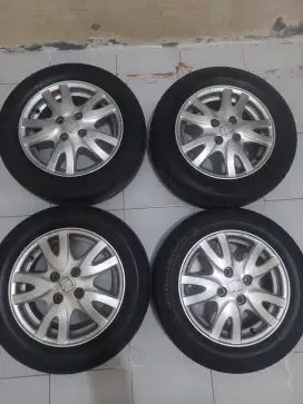 Jual Velg + Ban Brio Satya R14 4x100