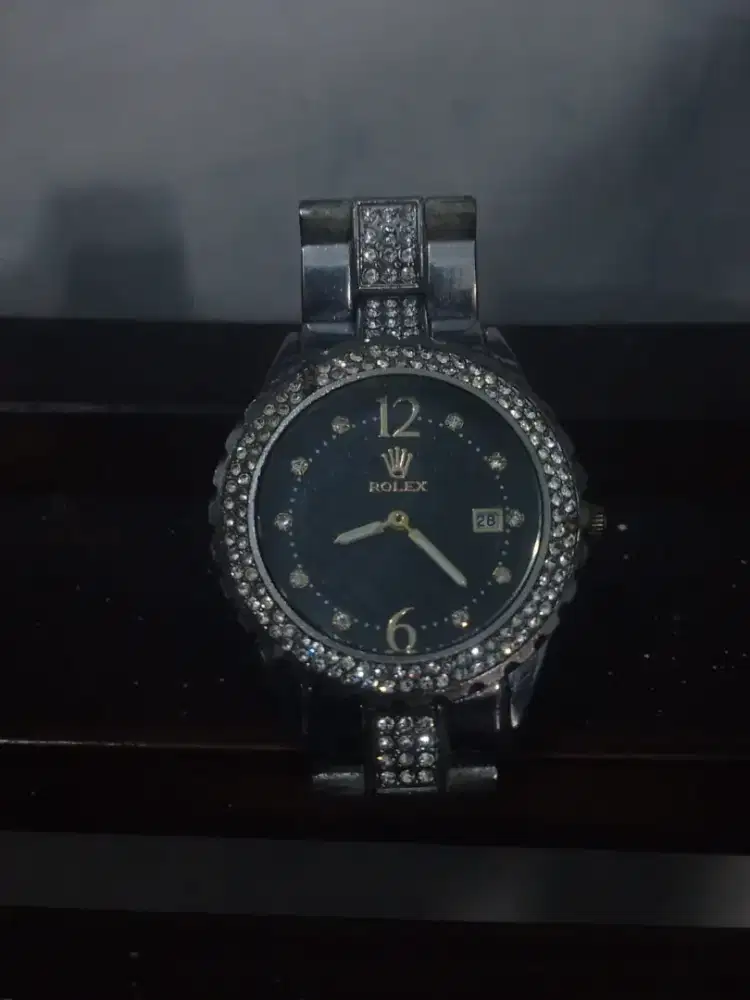 Jam tangan wanita