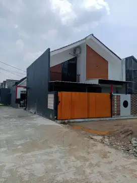 Rumah murah di Depok. Akses mobil. Legalitas SHM.