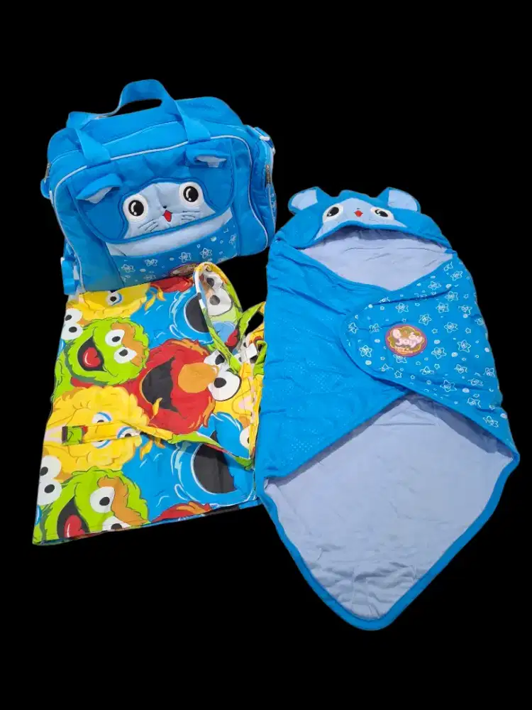 tas set selimut bayi free apron menyusui