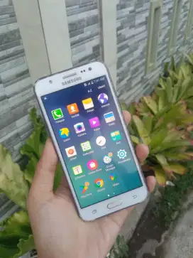 Sale Samsung j56 jaringan 4g hp,kabel cas normal mulus batre awet jaya