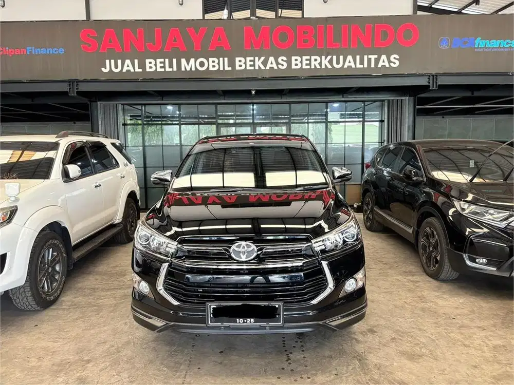 Innova Reborn Venturer 2.0 M/T 2017/2018