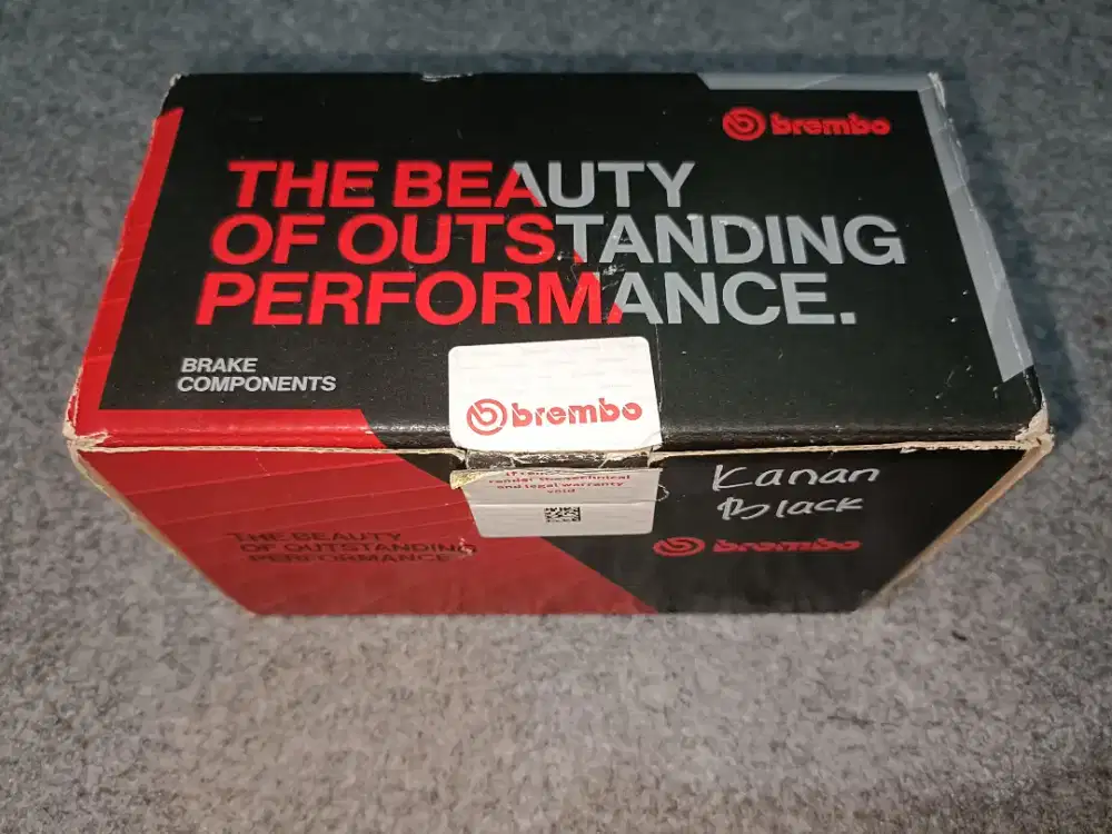 Kaliper Brembo Black 4p Red Logo