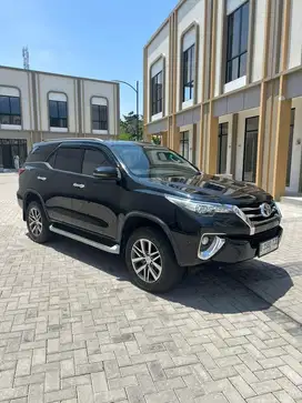 Toyota Fortuner VRZ 2.4 AT 2019 Pajak Panjang