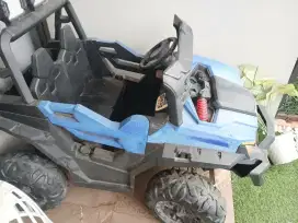 Mobil Accu Kapasitas 2 orang