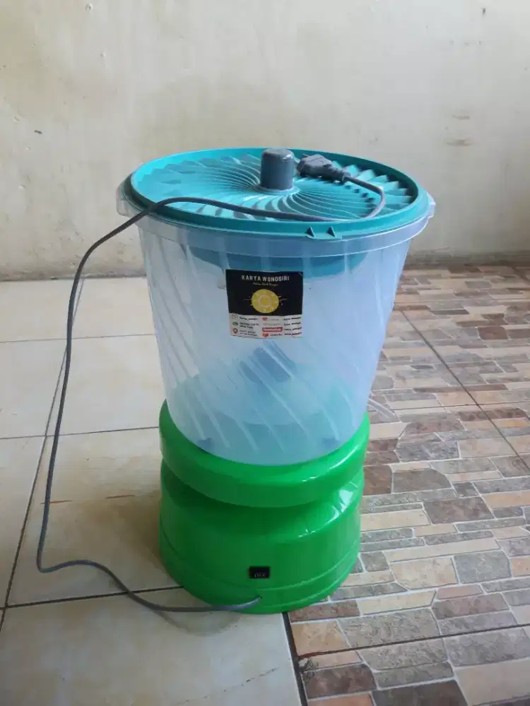 ALAT PENIRIS MNYAK