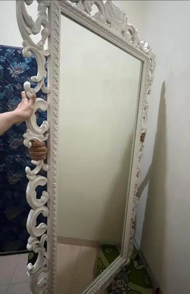 Kaca cermin besar model classic ukiran kayu