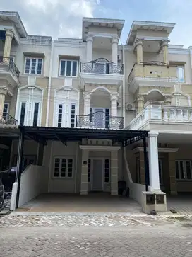The piazza residence gaperta