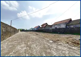 Dekat Sekolah Al Azhar, Tanah Jogja di Jl. Damai Untuk Hunian Nyaman