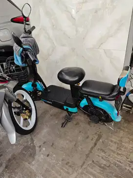 Sepeda listrik bekas