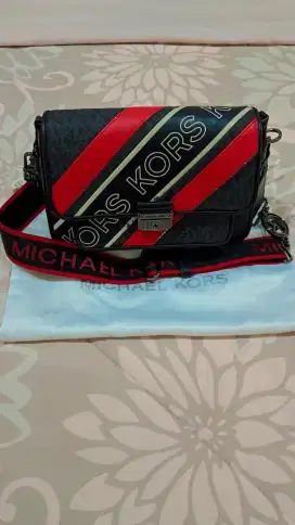 Tas brand yang masih bagus