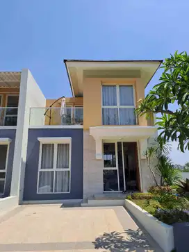RUMAH MEWAH DUA LANTAI TYPE VALECIA DI CLUSTER BSB SEMARANG