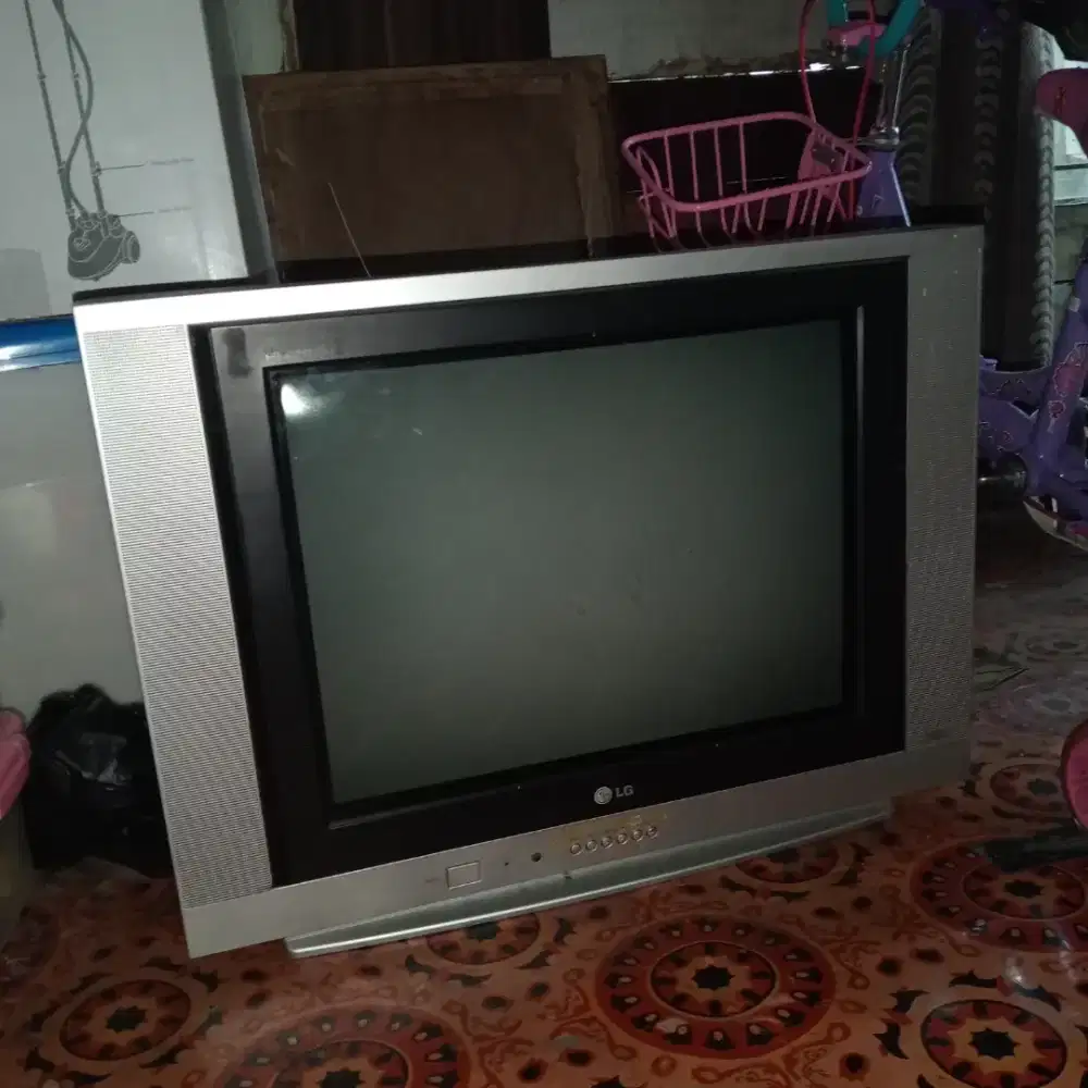 jual tv bekas 21inch merk LG