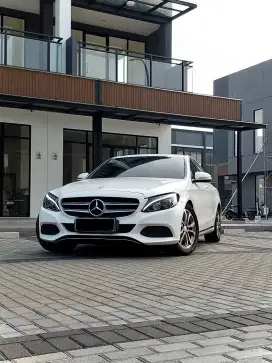 Mercy Mercedes Benz C200 W204 2017