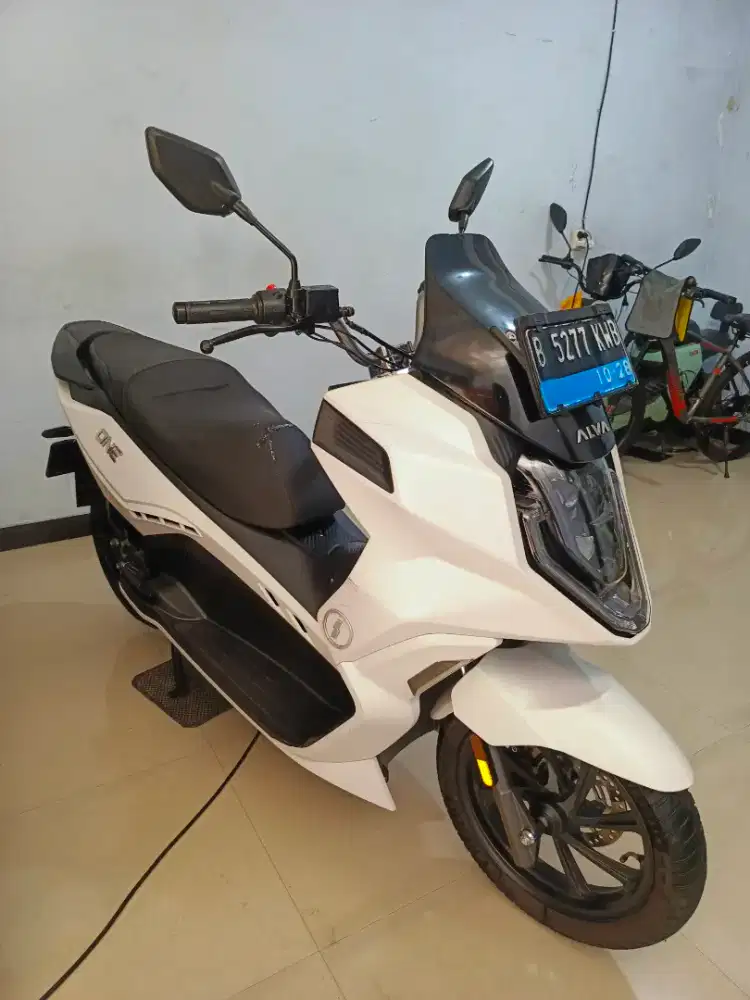 Dijual motor listrik Alva one
