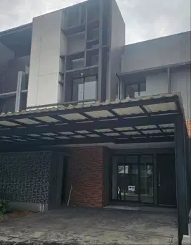 Dijual Cepat Rumah Bagus di Cluster Flavio Suvarna Sutera, Tangerang
