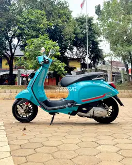 JUAL MURAH VESPA SPRINT S 150 iGET ABS FACELIFT 2022 MULUS