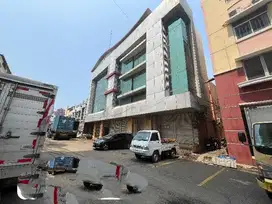 Ruko siap pakai 4 lantai di lodan ancol jakarta utara
