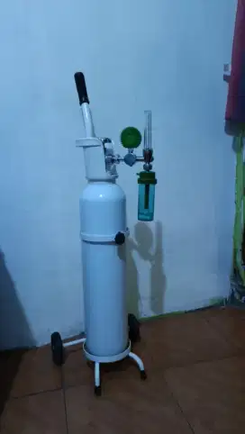 Tabung oksigen msh baru