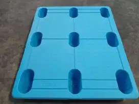 PALLET PLASTIK STOK READY PALET PLASTIK SECOND BARU