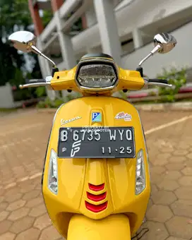 JUAL MURAH VESPA SPRINT S 150 iGET ABS FACELIFT 2020 MULUS