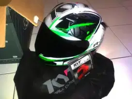 Forsale Helm fullface KYT