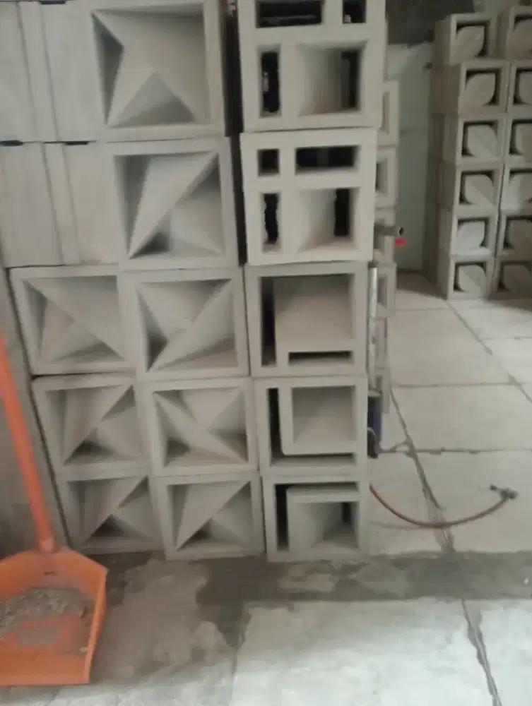 Nyetak loster produksi