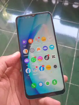 REALME NARZO 50A 4/64 JUAL/TT